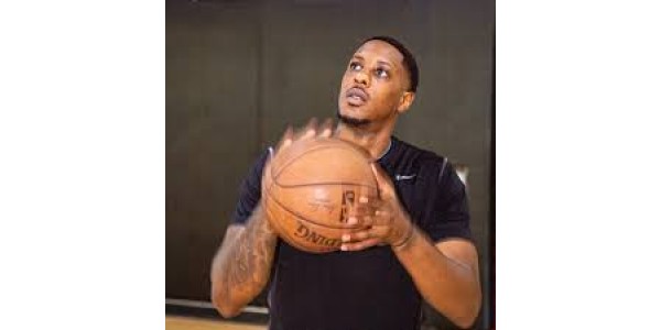 Mario Chalmers tan bueno como Jordan y Magician